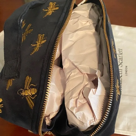 Elegant Navy and Gold Bee Cosmetic Bag - Picture 4 of 7